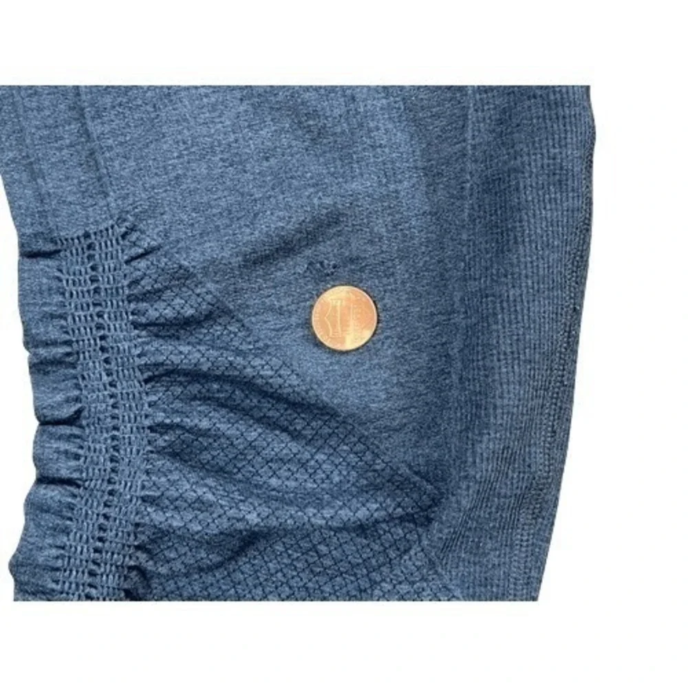 Lululemon Ebb & Flow Street Cropped Seamless Leggings‎ 6 Blue Activewear
